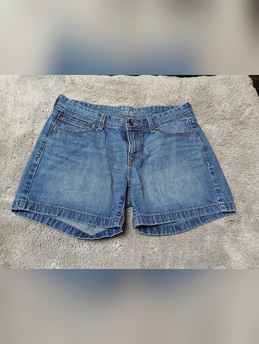 Old Navy Classic Blue Denim Women's Shorts